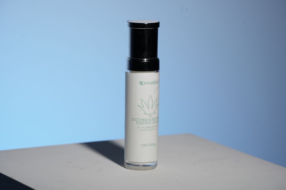 Soothing & Repairing Essence Cream CBD 100mg